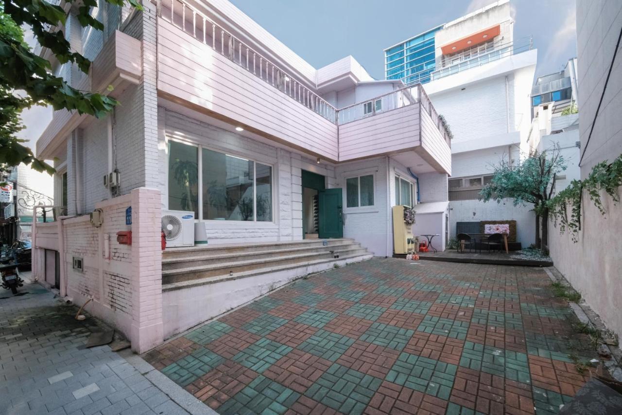 Villa Pastel House